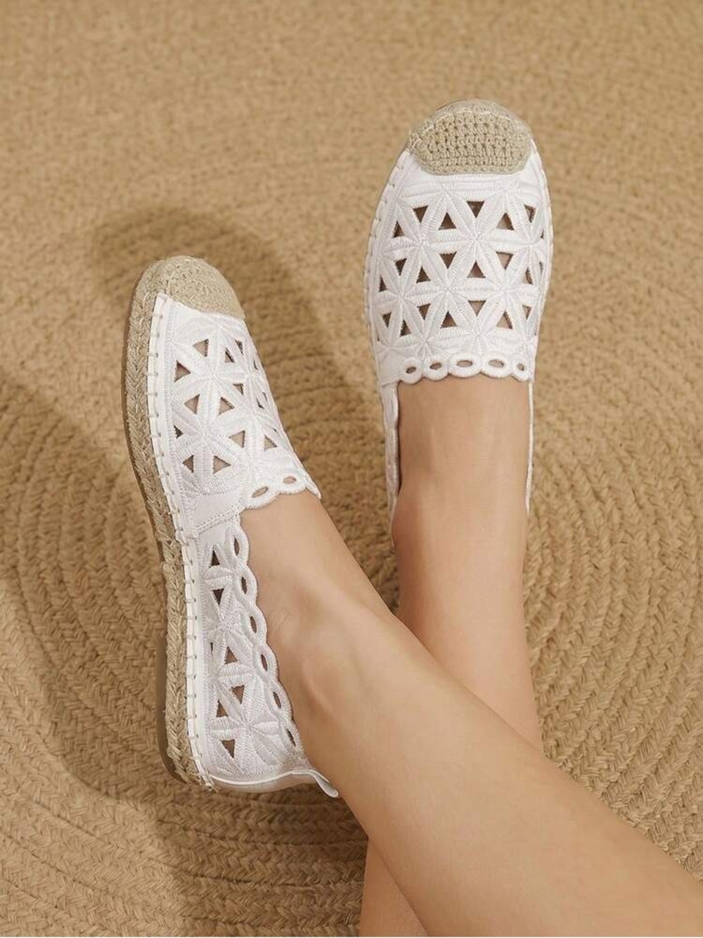 StyleLoop Beachy White Woven Jute Cutout Espadrille Sandals Flats 6.5 Shoes